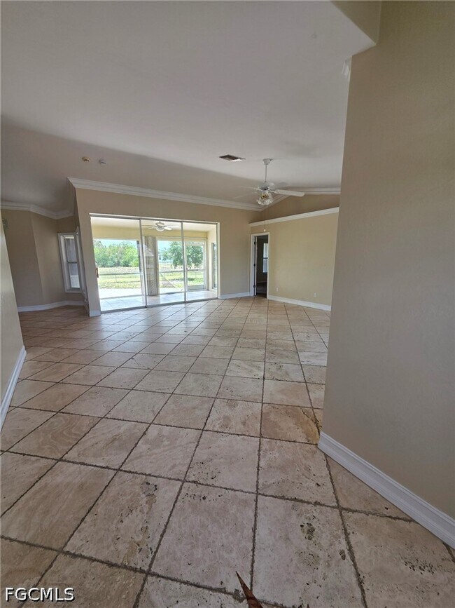 Building Photo - 820 Rue Labeau Cir