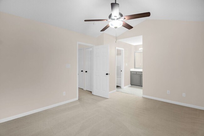 Building Photo - Keswick Place Townhome