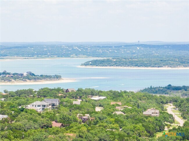 Building Photo - 1526 Bonnyview Dr