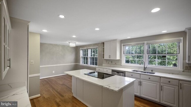 Building Photo - 9705 Eclipse Pl