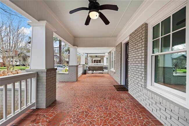 Building Photo - 193 Feld Ave