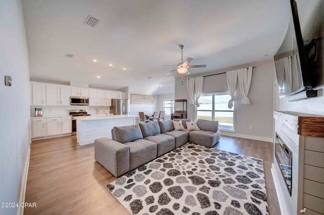 Building Photo - 295 Bayou Bend Ln