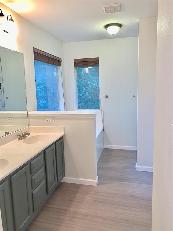 Building Photo - 7504 Tovar Dr