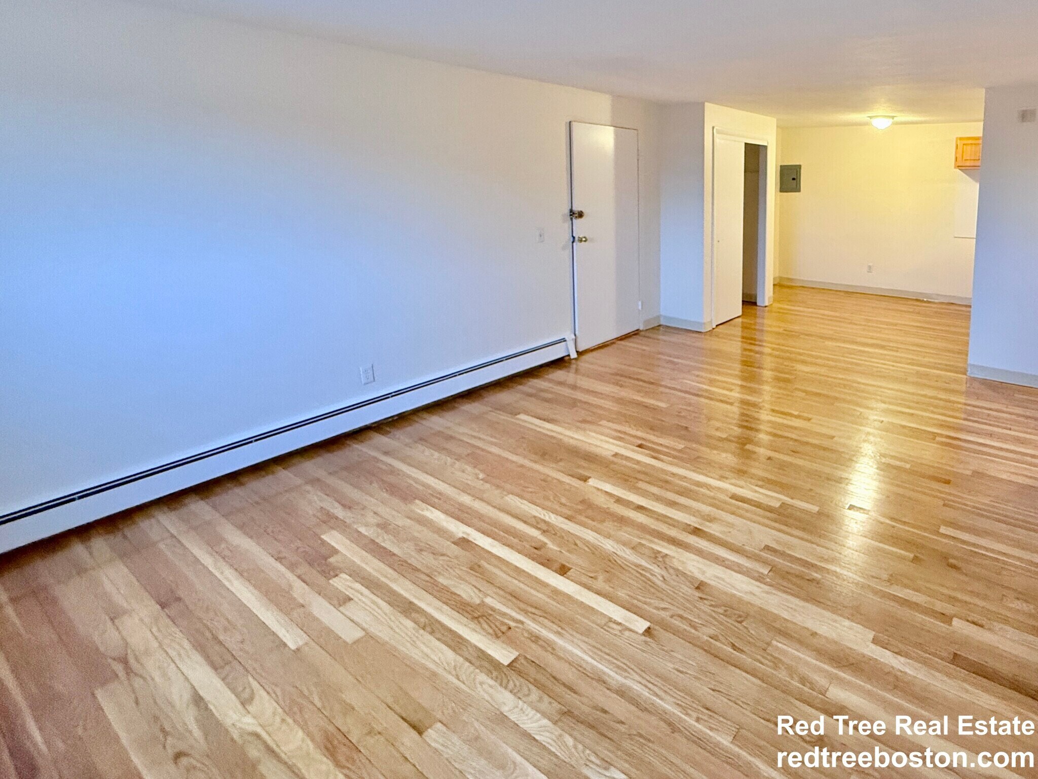 Building Photo - 8 Riverside St