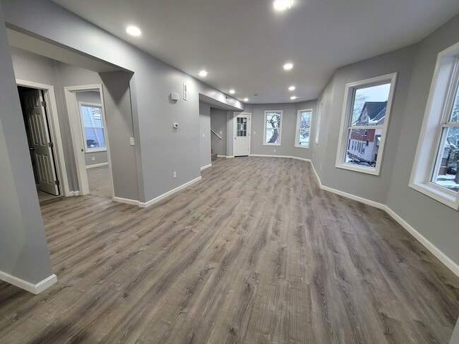 Building Photo - 166 Northampton Ave