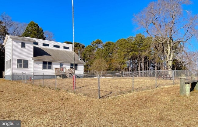 Building Photo - 37117 Moore Rd