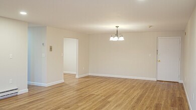 Building Photo - 1321 Worcester Rd