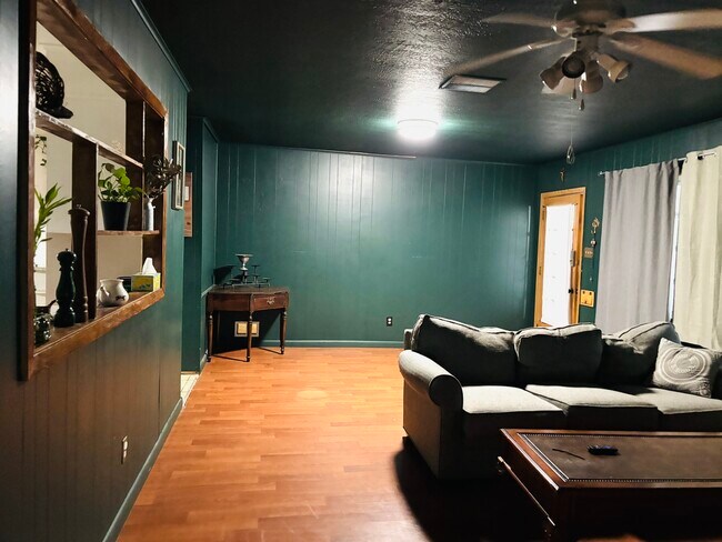 Building Photo - 4901 Timber Ln