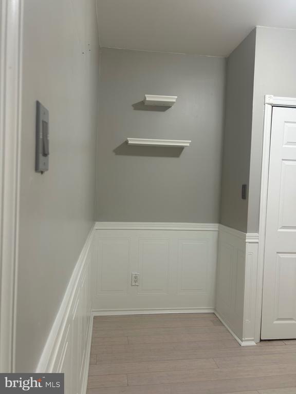 Building Photo - 2417 S Rosewood St