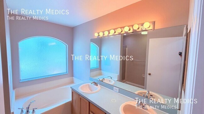 Building Photo - 1291 Sandestin Way