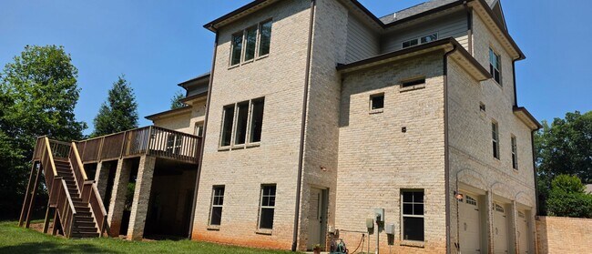 Building Photo - Executive home in Lewisville gated community