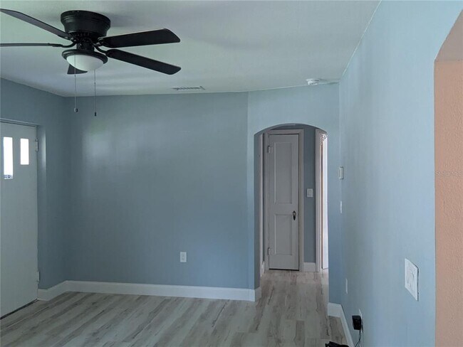 Building Photo - 2800 Tifton St S