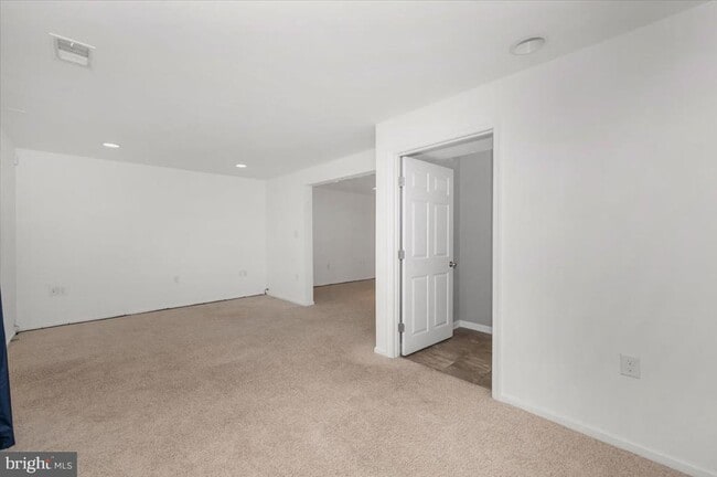 Building Photo - 7 New Gate Ct