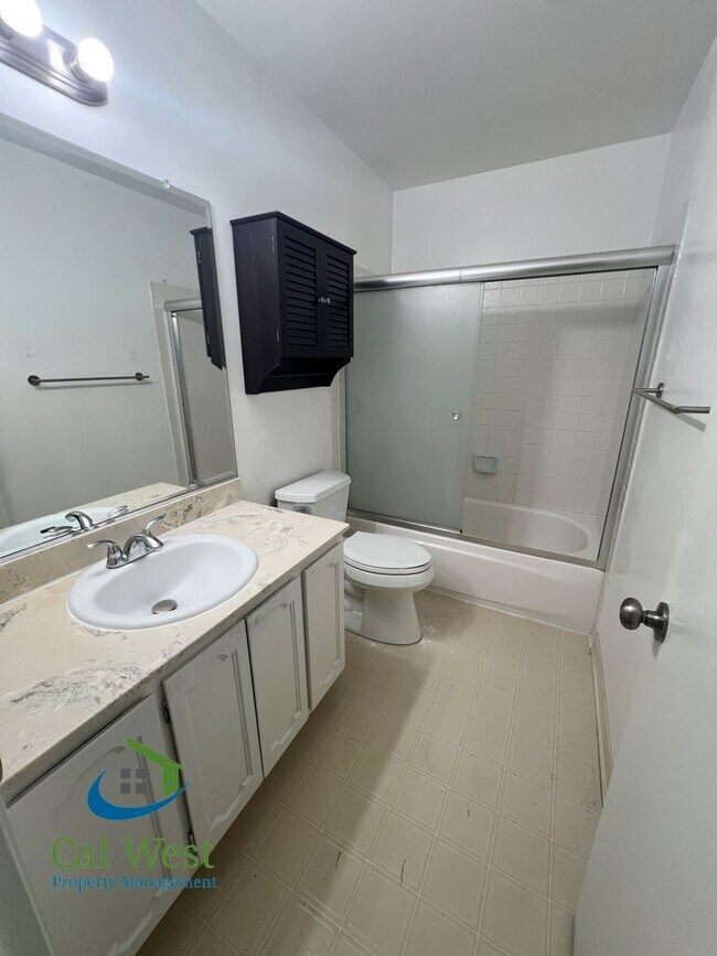 Building Photo - $2995 - Berryessa 2 Br/1.5 Ba Condo in Great Location