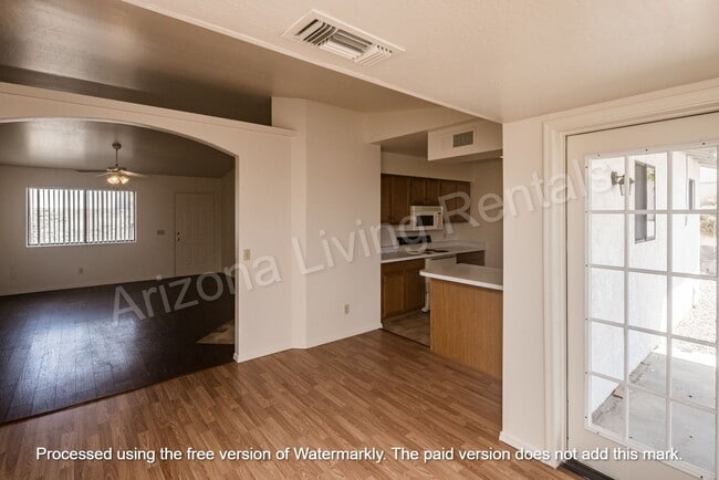 Building Photo - VALUE MEETS COMFORT!