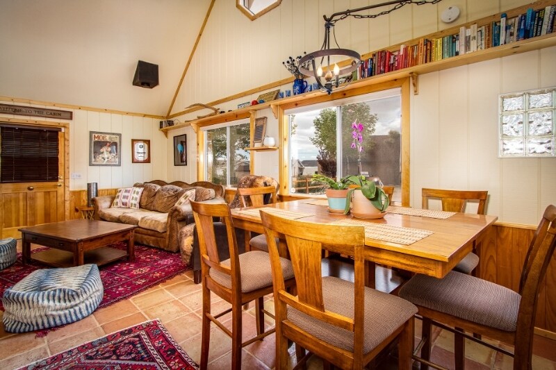 Building Photo - 5031 Tom Mix Rd