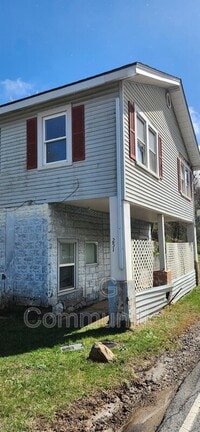 Building Photo - 251 Old County Home Rd