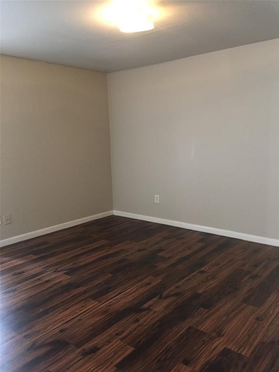 Building Photo - 10211 Sugar Branch Dr