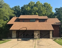 Building Photo - 1332 W 24TH