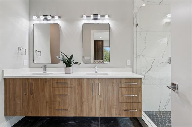 Building Photo - 2228 Wycliff Ave