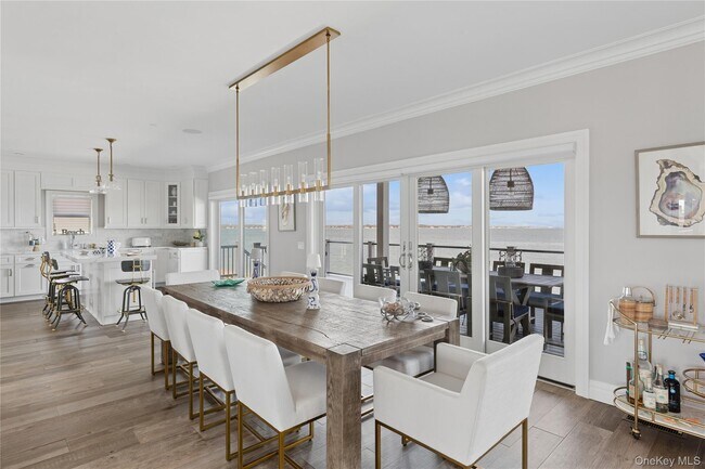 Building Photo - 39 Shinnecock Rd