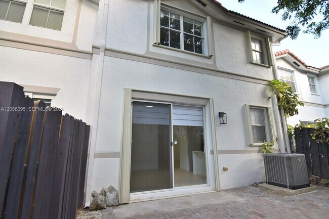 Building Photo - 7855 NW 110th Ave