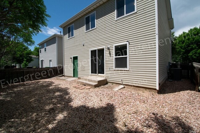 Building Photo - 3326 Warren Farm Dr