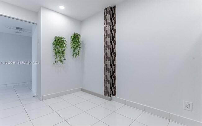 Building Photo - 500 Three Islands Boulevard