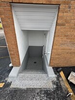 Building Photo - 15 N Wickliffe Cir