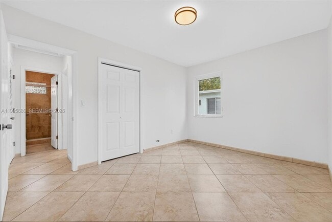 Building Photo - 6447 SW 10th St