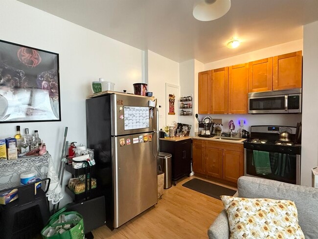 Primary Photo - 160 Vroom St