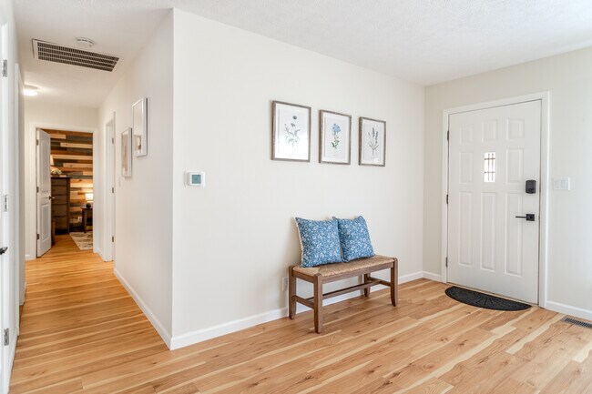 Building Photo - 3515 Indianbrook Dr