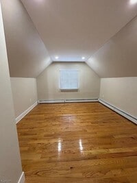 Building Photo - 121 Rutgers St