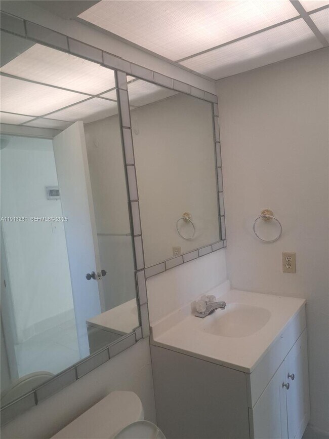 Building Photo - 8225 Sunrise Lakes Blvd