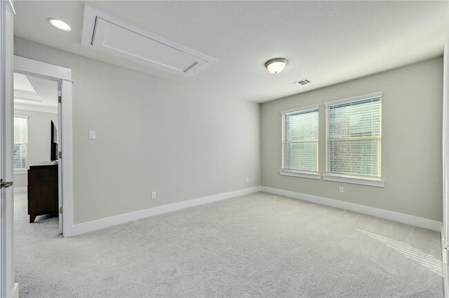 Building Photo - 1051 Kenney Fort Crossing