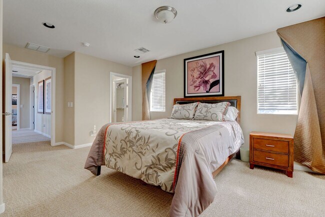 Building Photo - 7765 Floral Fabric Ct