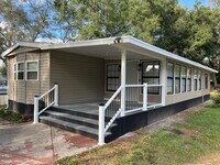 Building Photo - 9995 SE 170th Pl