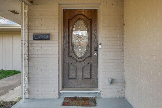 Building Photo - 4313 Bonnie Dr