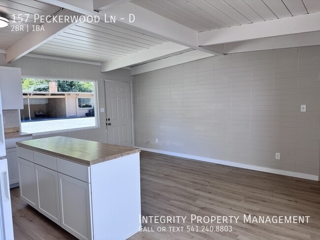 Building Photo - 157 Peckerwood Ln