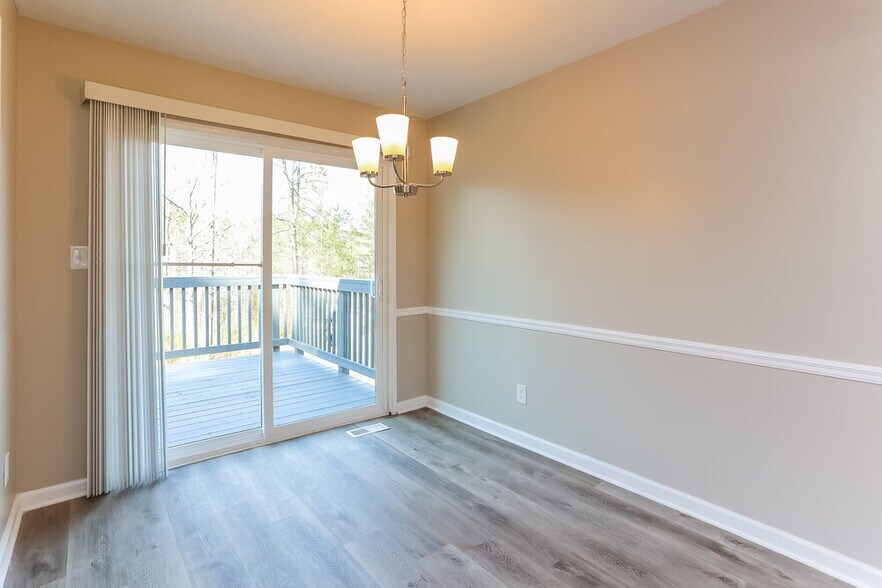Building Photo - 3204 Plymouth Rock Dr