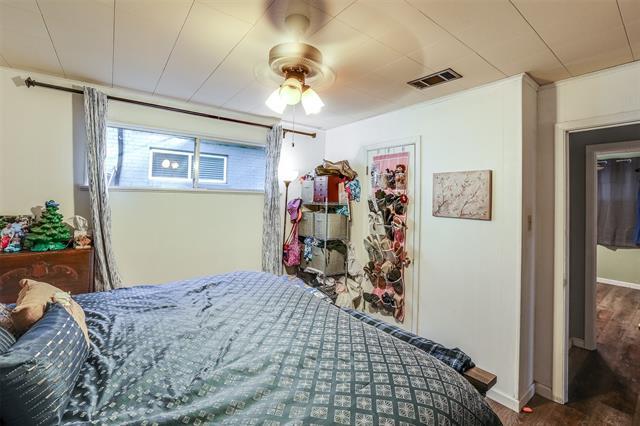 Building Photo - 9849 Shawnee Ln