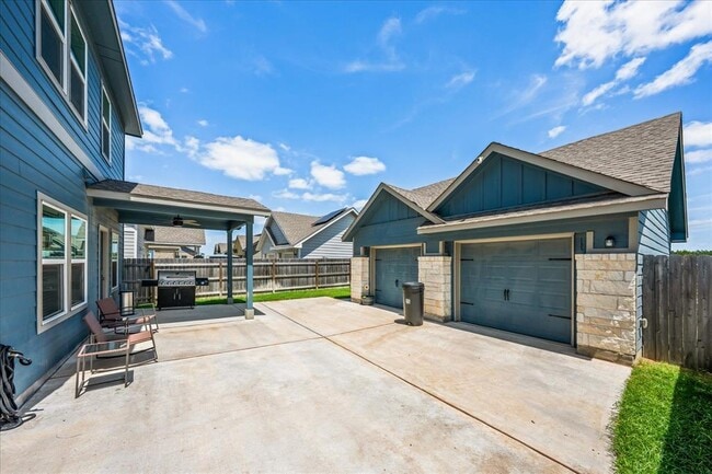 Building Photo - 1725 Cobblecrest Ln