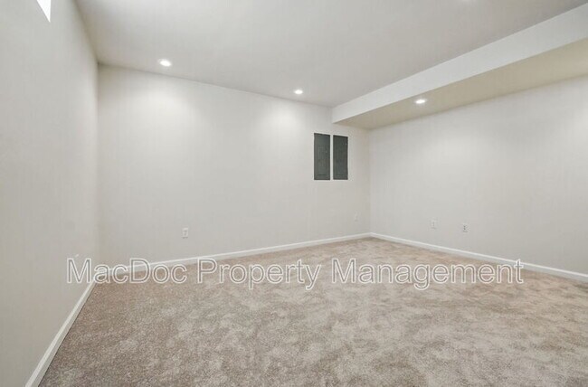 Building Photo - 11402 Chivalry Chase Ln