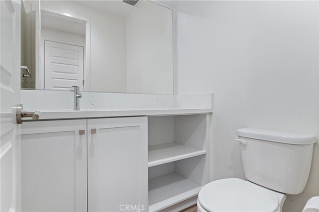 Building Photo - 641 Jasper St