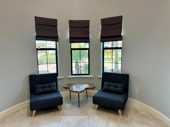 Building Photo - 134 SE Fiore Bello