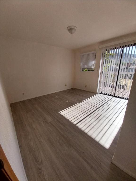 Building Photo - 433 NE Silverwood Pl