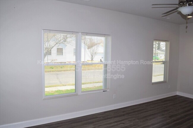 Building Photo - 1 Worden Pl