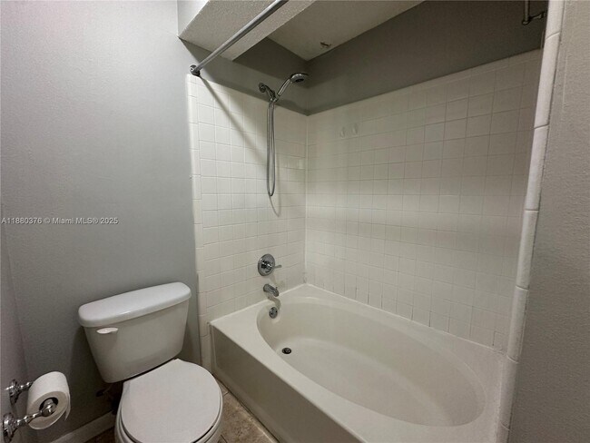Building Photo - 10500 SW 155th Ct