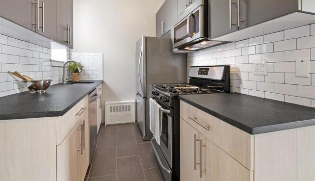 Building Photo - 2 bedroom in Brooklyn NY 11238