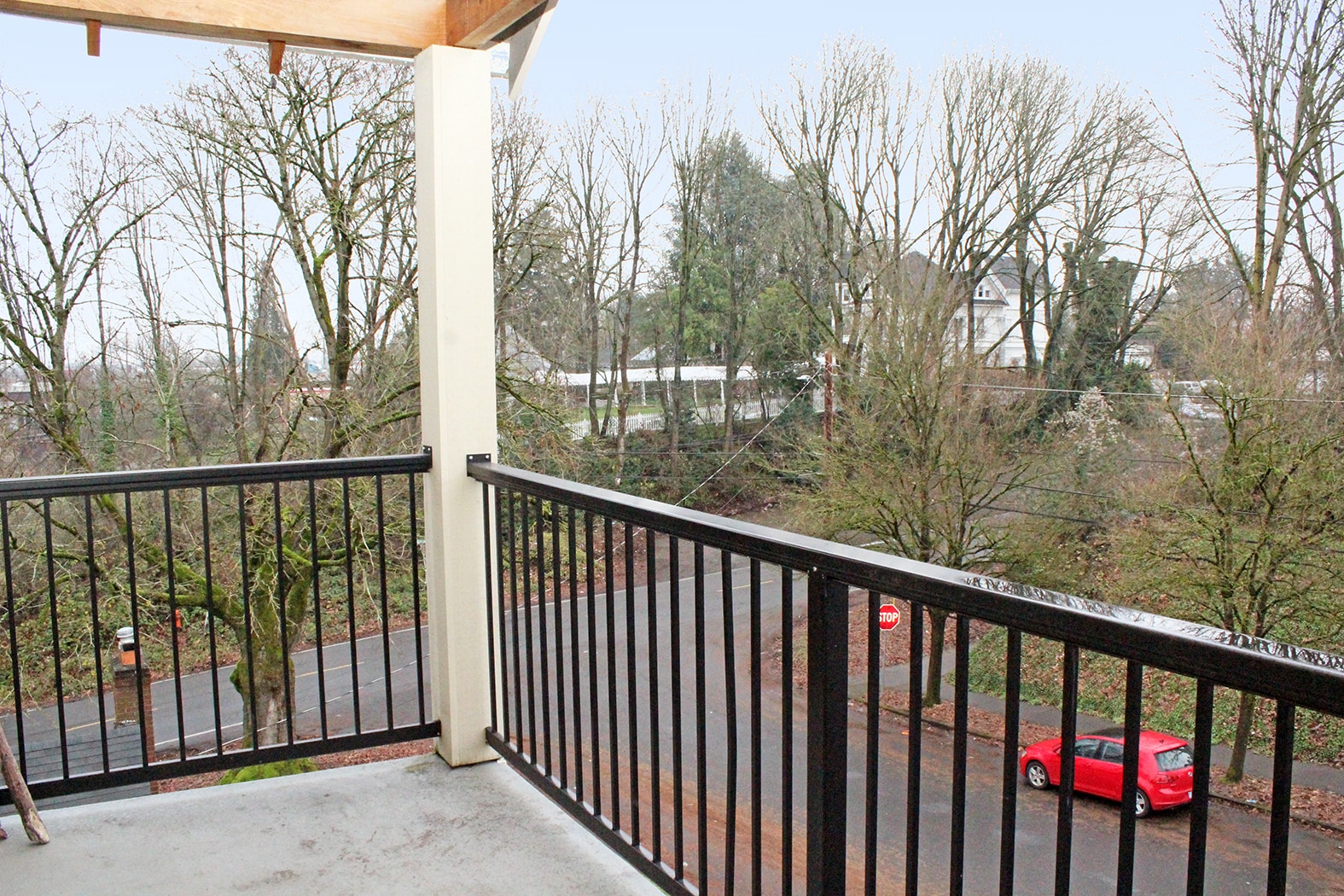 Building Photo - 1555 N Willis Blvd